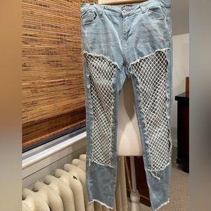 DENIM FISH NET STYLE JEANS